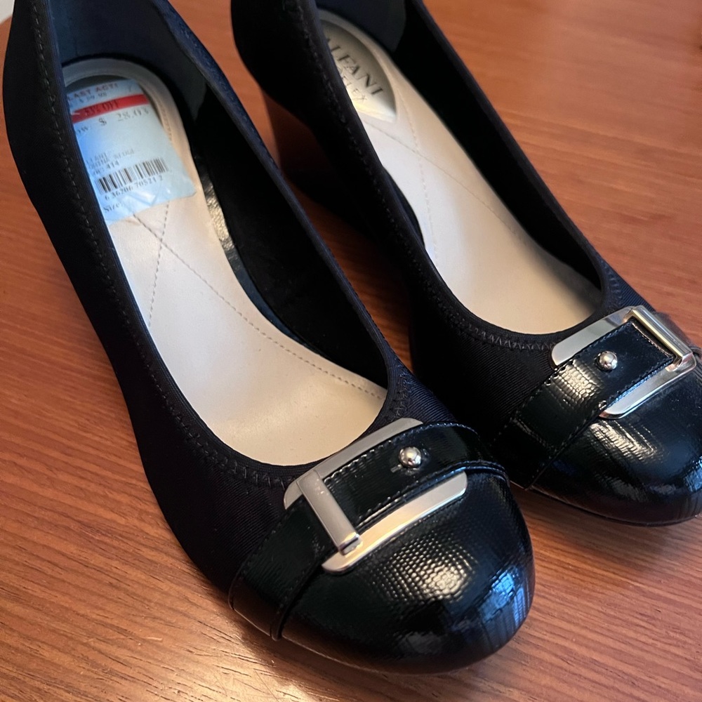 Alfani black wedge heels with buckle